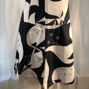 Dolce & Gabbana Black&White Abstract A-line skirt